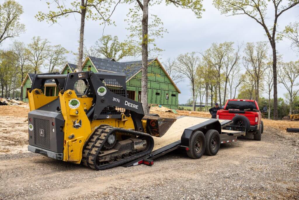 TIlt Trailers Cedar Valley Sales & Storage